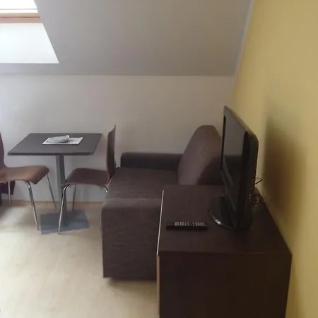 Nellinka Bešeňová